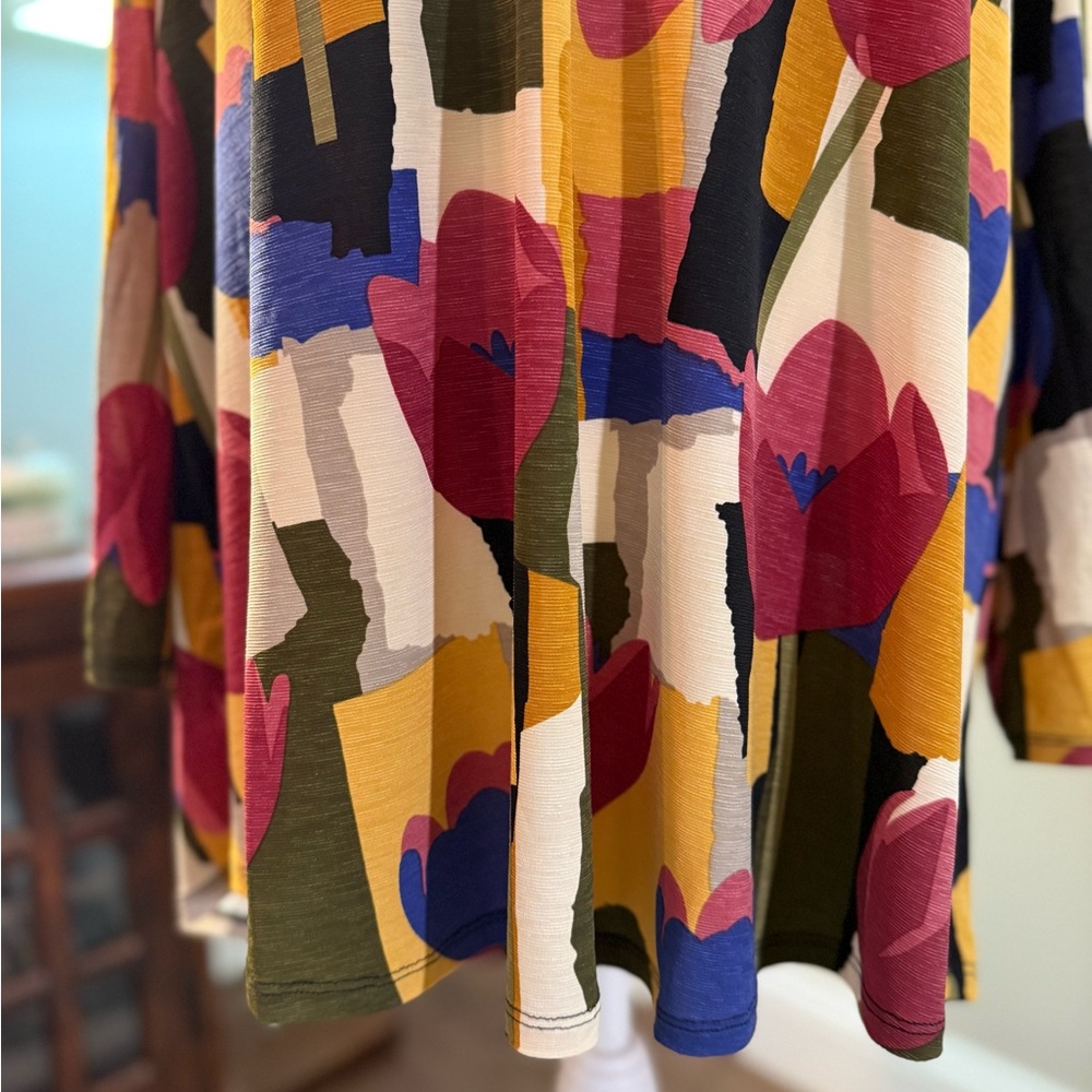 NWT Dear Scarlett Women's Boutique Abstract Floral Tunic Blouse Long Sleeves XL - Picture 7 of 16